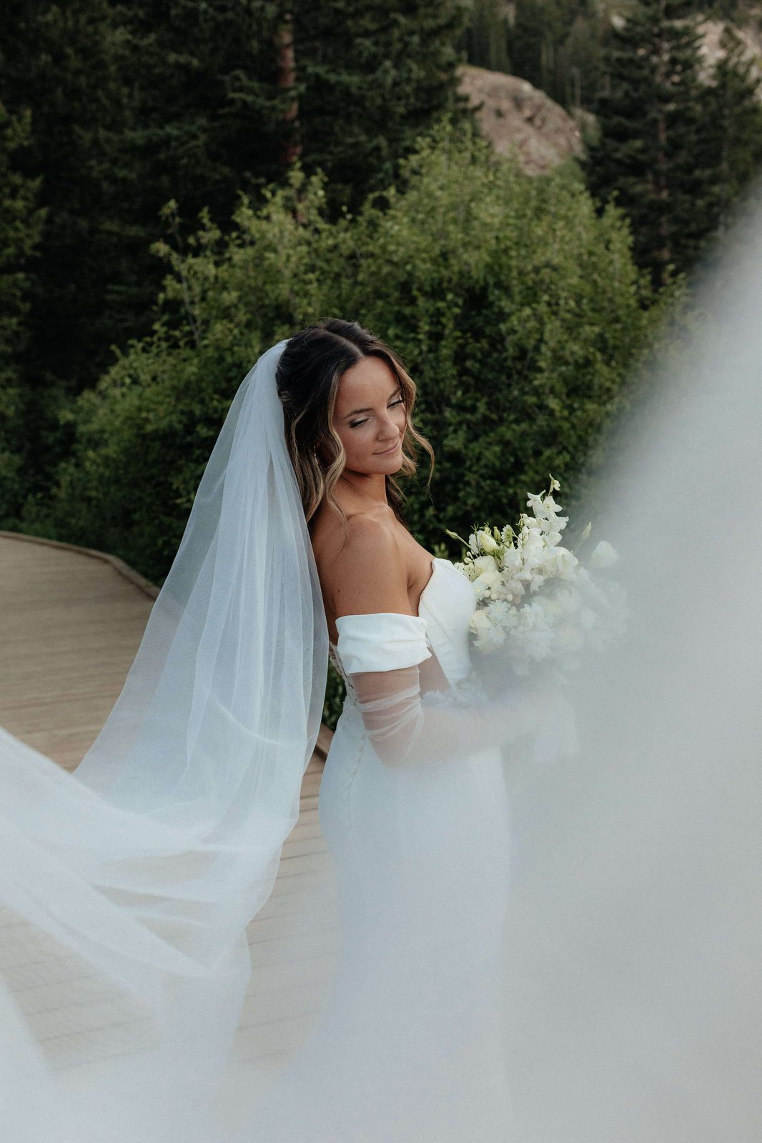Mountain bridal portrait near SLC